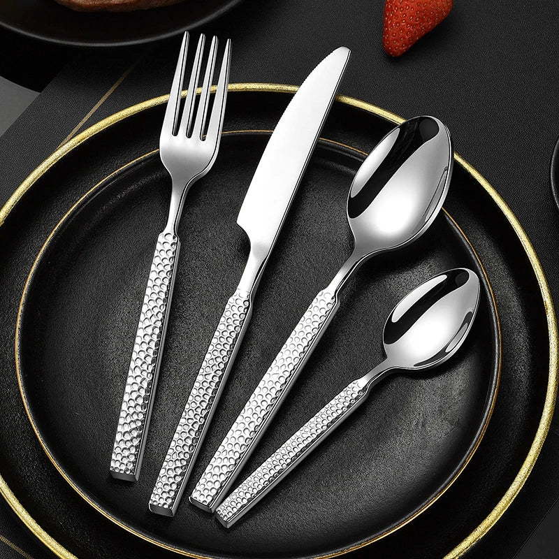 Oak & Stone Riverbed Flatware